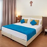 & Hotel 4*