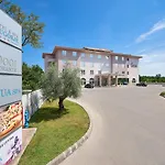 & Međugorje
