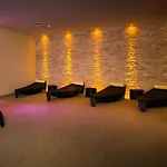 Hotel &